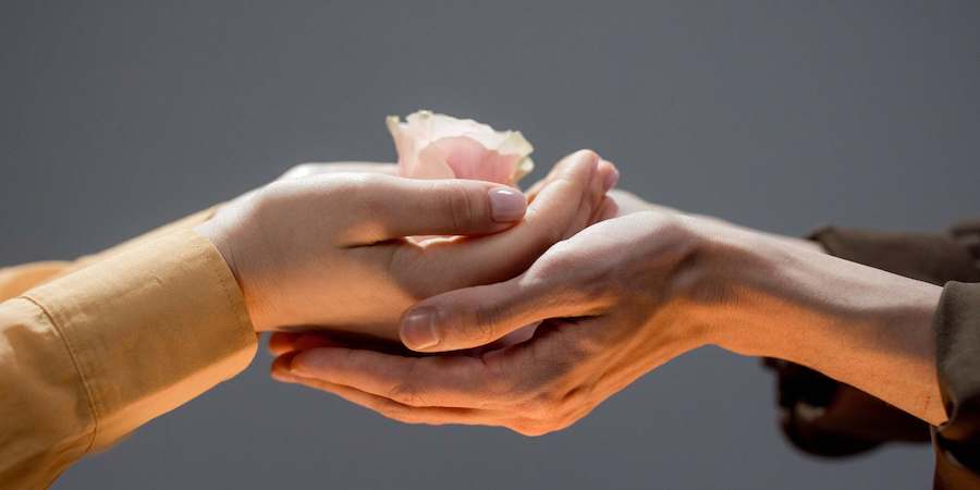 Cómo fortalecer tu confianza sin caer en la autoexigencia extrema